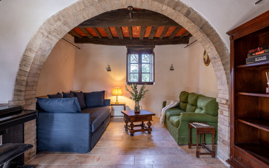 Amelia House Private Pool, Casole Elsa, Monti: Autumn, Living Room, Spring, Summer