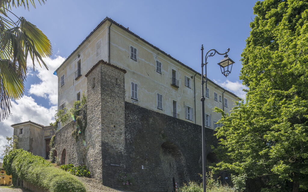 Arpusè - Ca' Renato Fenera Apartment with Pool: Autumn, Spring, Summer