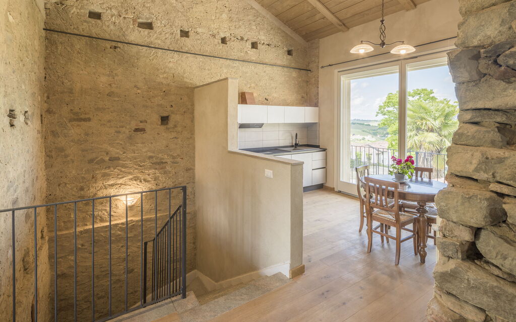 Arpusè - Ca' Renato Fenera Apartment with Pool: Autumn, Spring, Summer