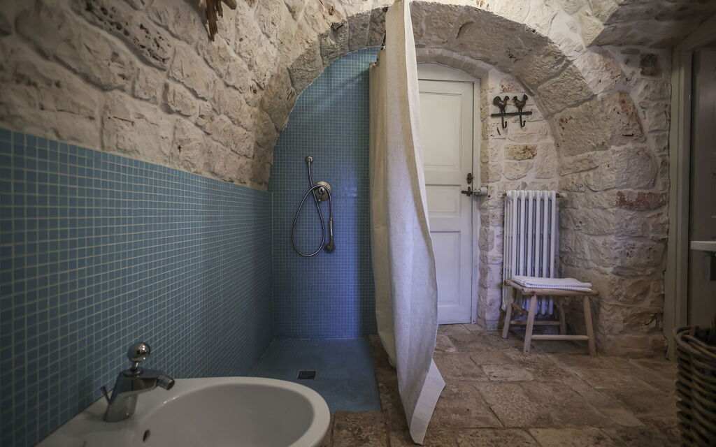 Trulli Experience, Pool, Monopoli - : Autunno, Bagno, Estate, Primavera