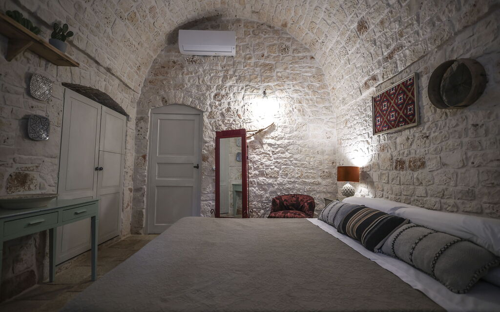 Trulli Experience, Pool, Monopoli - : Autunno, Camera da letto, Estate, Primavera