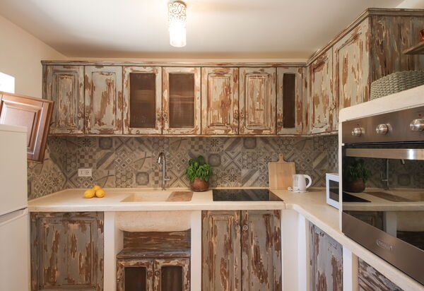 Trulli Retreat, Pool, Locorotondo: Autumn, Kitchen, Spring, Summer