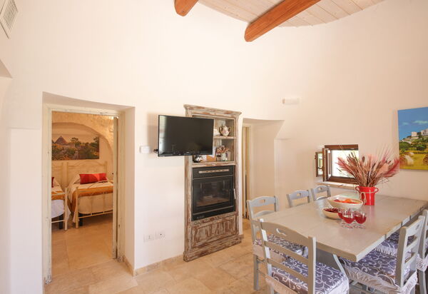 Trulli Retreat, Pool, Locorotondo: Autumn, Dining Room, Living Room, Spring, Summer