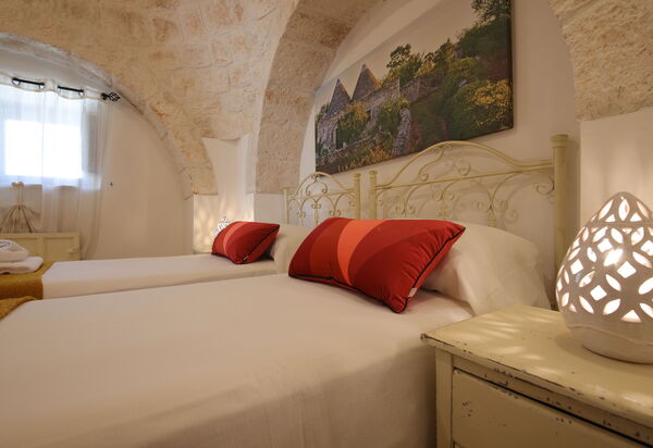 Trulli Retreat, Pool, Locorotondo: Autumn, Bedroom, Spring, Summer