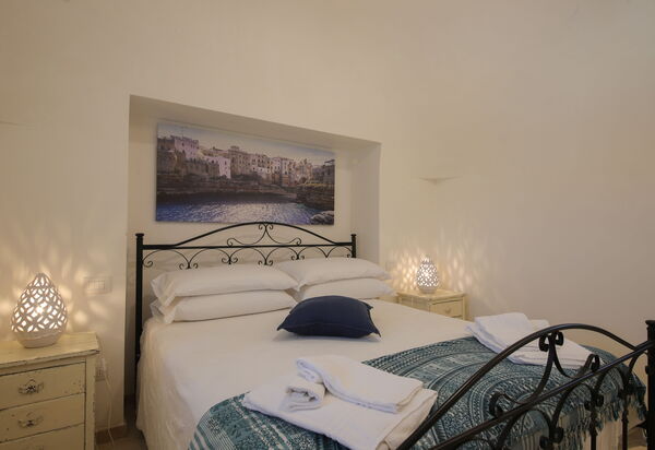 Trulli Retreat, Pool, Locorotondo: Autumn, Bedroom, Spring, Summer