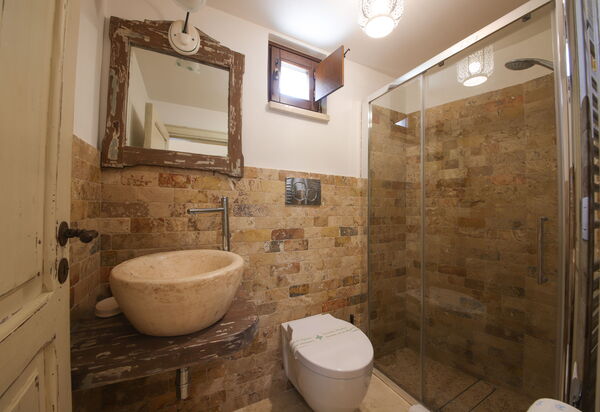 Trulli Retreat, Pool, Locorotondo: Autumn, Bathroom, Spring, Summer