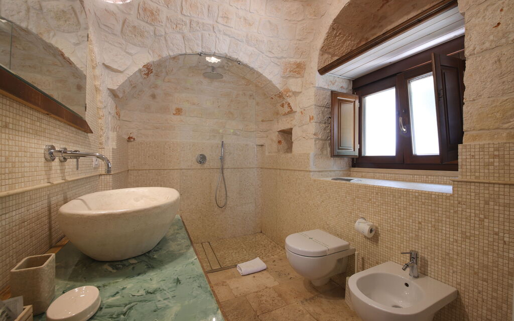 Trulli Retreat, Pool, Locorotondo: Autumn, Bathroom, Spring, Summer