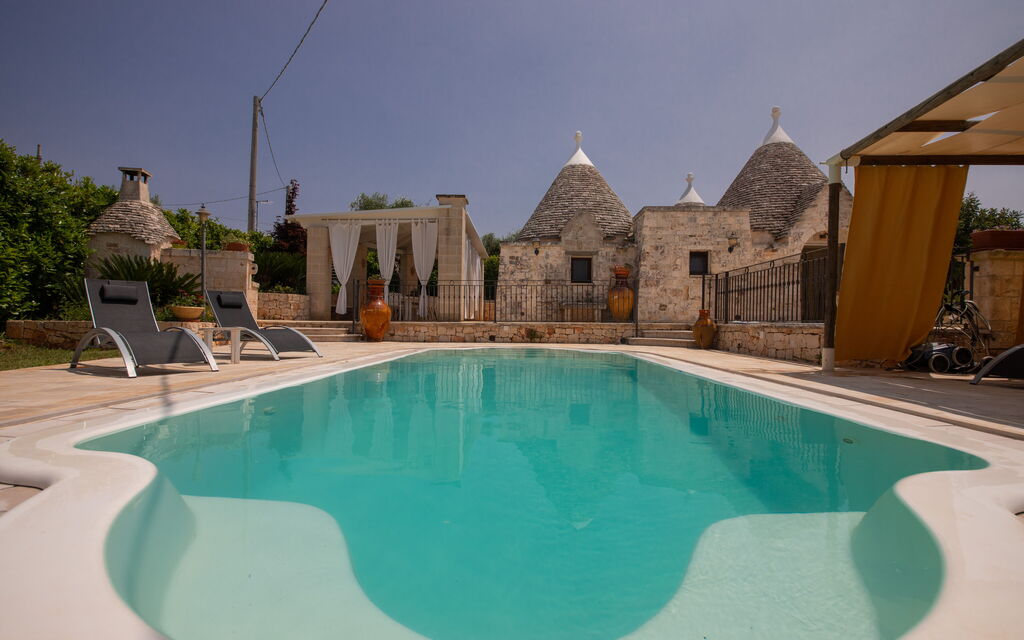 Trulli Retreat, Pool, Locorotondo: Autumn, Pool, Spring, Summer