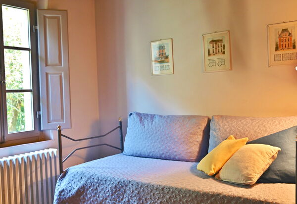 Casale Il Rondò, Private Pool, Città della Pieve: Autumn, Bedroom, Spring, Summer