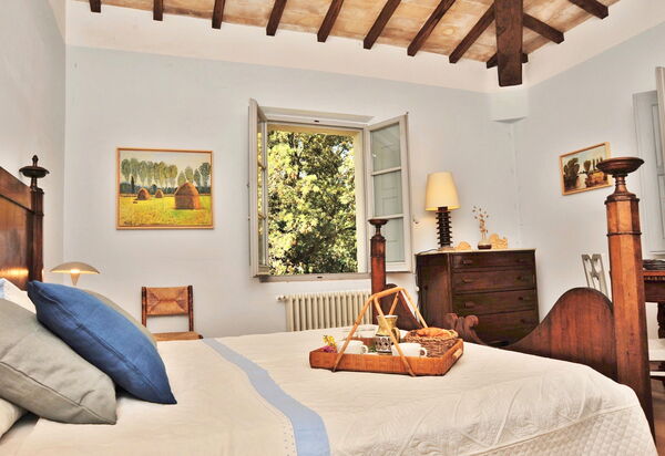 Casale Il Rondò, Private Pool, Città della Pieve: Autumn, Bedroom, Spring, Summer