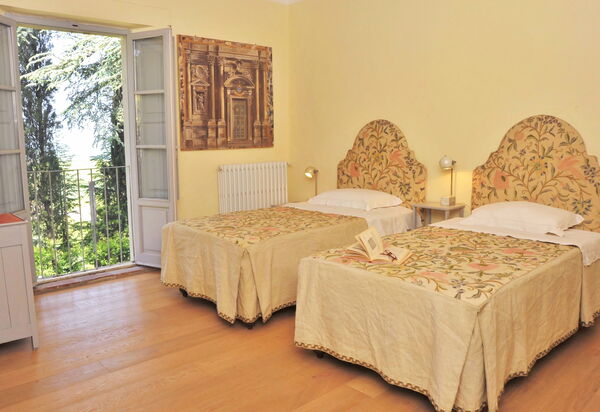 Casale Il Rondò, Private Pool, Città della Pieve: Autumn, Bedroom, Spring, Summer