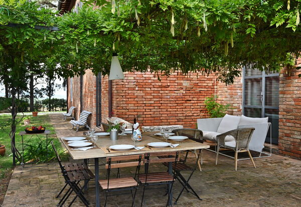 Casale Il Rondò, Private Pool, Città della Pieve: Autumn, Garden, Spring, Summer