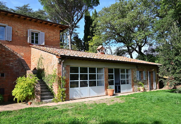 Casale Il Rondò, Private Pool, Città della Pieve: Autumn, Garden, Spring, Summer
