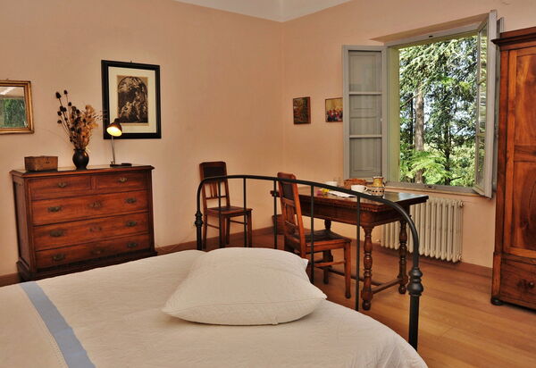 Casale Il Rondò, Private Pool, Città della Pieve: Autumn, Bedroom, Spring, Summer