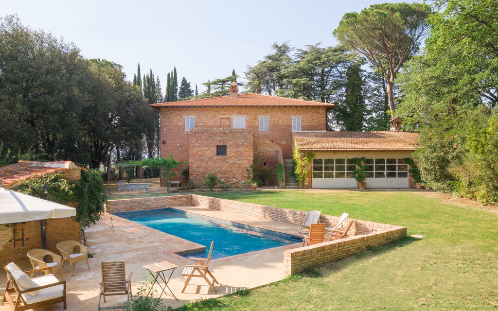 Casale Il Rondò, Private Pool, Città della Pieve: Autumn, Pool, Spring, Summer