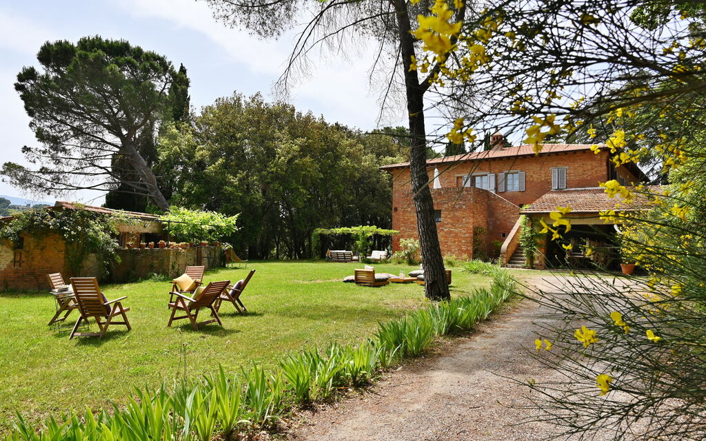 Casale Il Rondò, Private Pool, Città della Pieve: Autumn, Garden, Spring, Summer