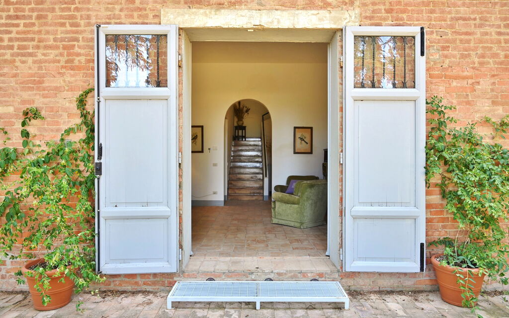 Casale Il Rondò, Private Pool, Città della Pieve: Autumn, Main Entrance, Spring, Summer