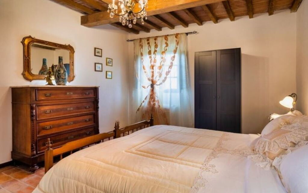 Villa Mandorli, Pool, Wifi, Peccioli: Autumn, Bedroom, Spring, Summer