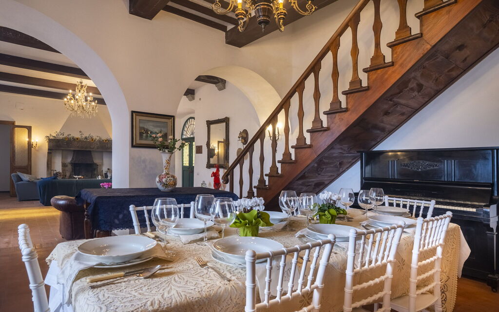 Villa Mandorli, Pool, Wifi, Peccioli: Autumn, Living Room, Spring, Summer