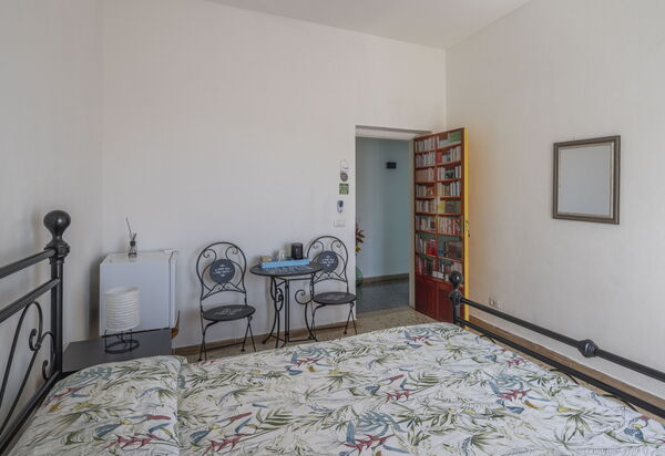 La Torre sul Ponte, Seaview, Garden: Autumn, Bedroom, Spring, Summer