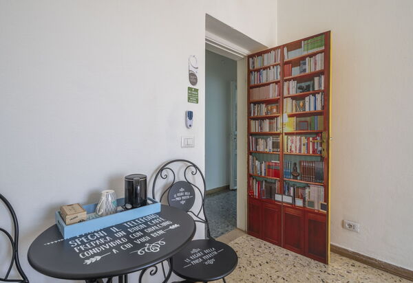 La Torre sul Ponte, Seaview, Garden: Autumn, Room Detail, Spring, Summer