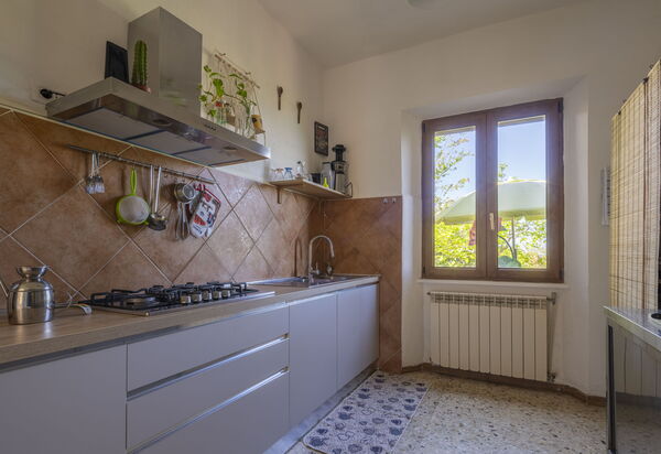 La Torre sul Ponte, Seaview, Garden: Autumn, Kitchen, Spring, Summer