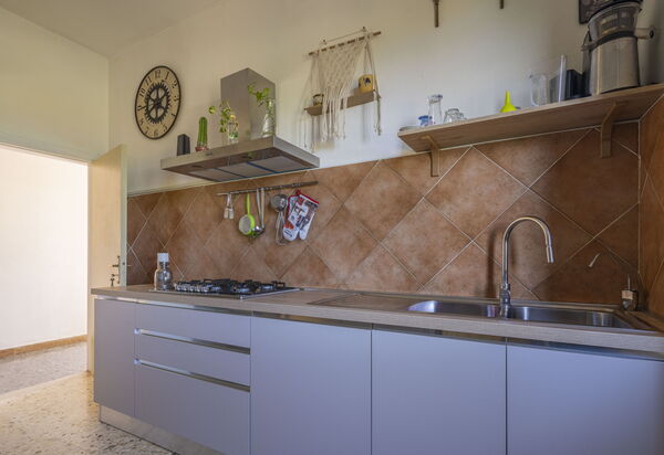 La Torre sul Ponte, Seaview, Garden: Autumn, Kitchen, Spring, Summer