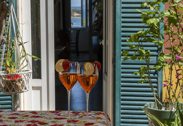 La Torre sul Ponte, Seaview, Garden: Autumn, Garden, Spring, Summer