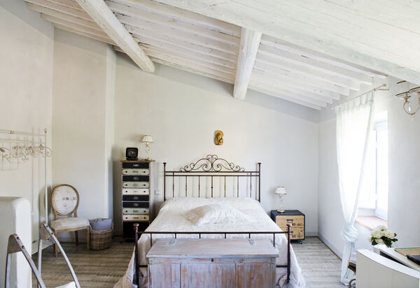 Le Tre Virtù Luxury Relais, Private Pool, Mugello: Autunno, Camera da letto, Estate, Primavera