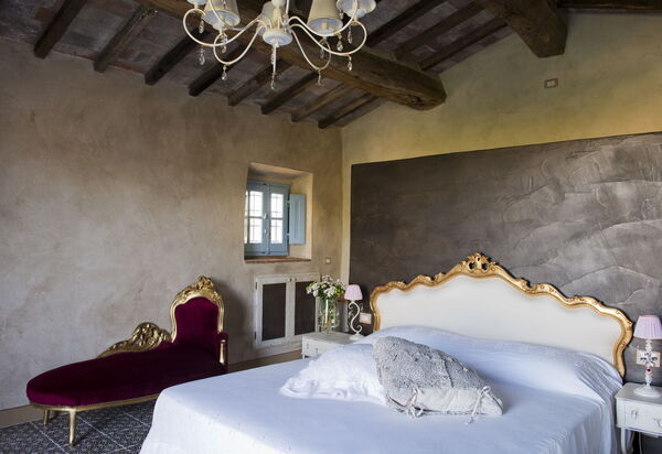 Le Tre Virtù Luxury Relais, Private Pool, Mugello: Autunno, Camera da letto, Estate, Primavera