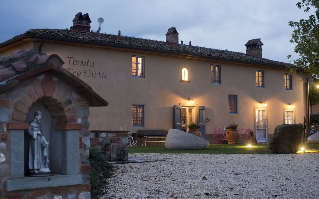 Le Tre Virtù Luxury Relais, Private Pool, Mugello: Autumn, Building Exterior, Spring, Summer
