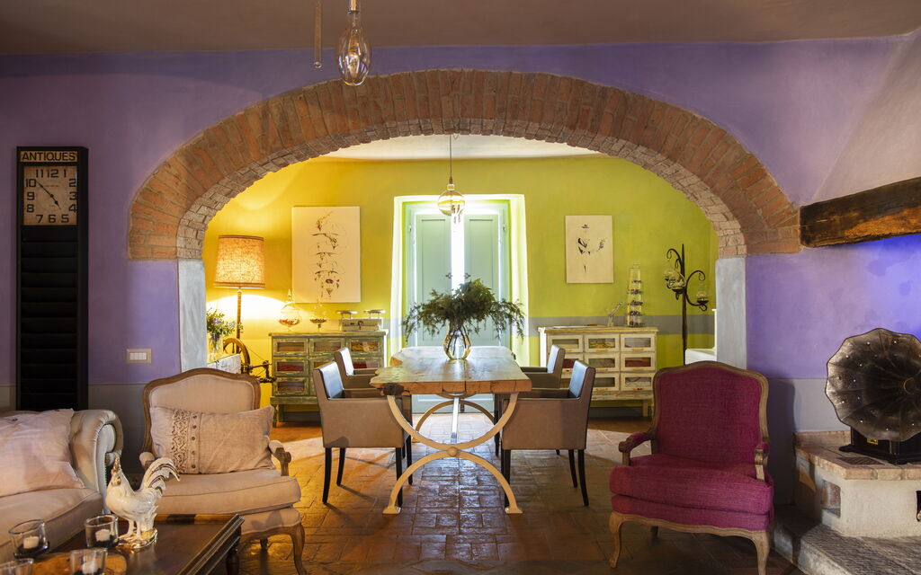 Le Tre Virtù Luxury Relais, Private Pool, Mugello: Autumn, Dining Room, Living Room, Spring, Summer