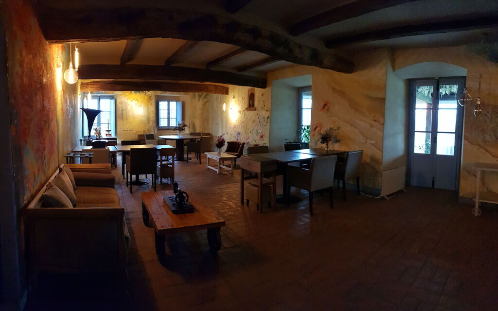 Le Tre Virtù Luxury Relais, Private Pool, Mugello: Autumn, Living Room, Spring, Summer