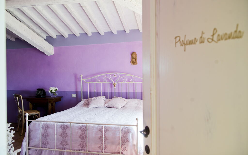 Le Tre Virtù Luxury Relais, Private Pool, Mugello: Autumn, Bedroom, Spring, Summer