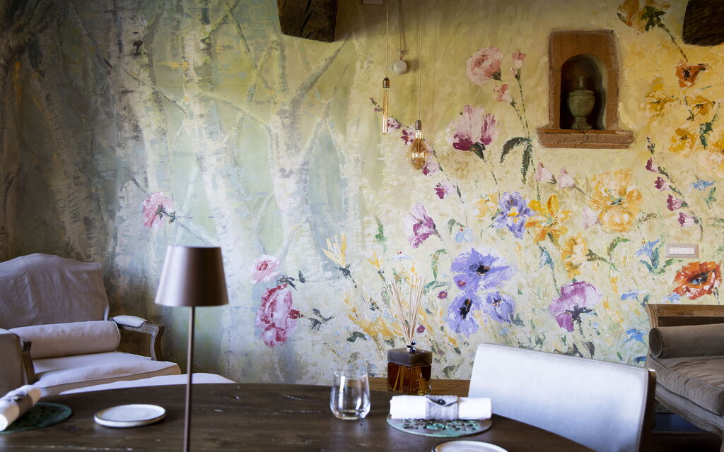 Le Tre Virtù Luxury Relais, Private Pool, Mugello: Autumn, Room Detail, Spring, Summer