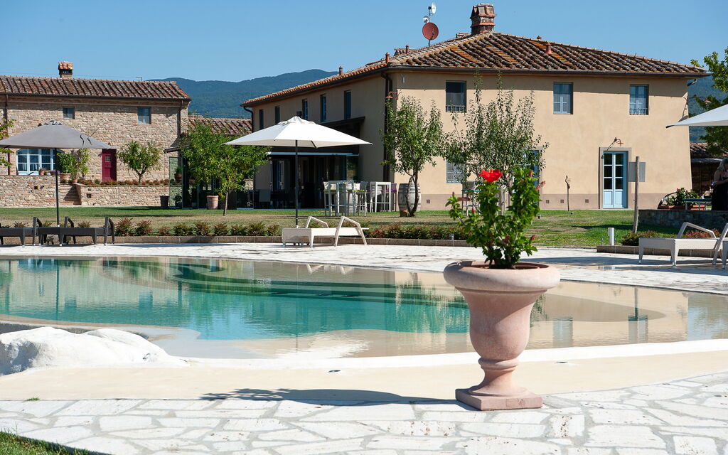 Le Tre Virtù Luxury Relais, Private Pool, Mugello: Autumn, Main Entrance, Spring, Summer