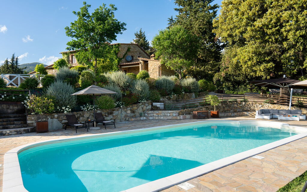 Villa la Cerbaina: Esterni, Piscina
