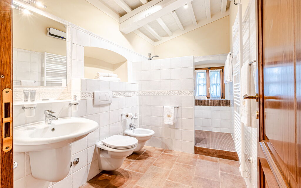 Villa la Cerbaina: Bathroom