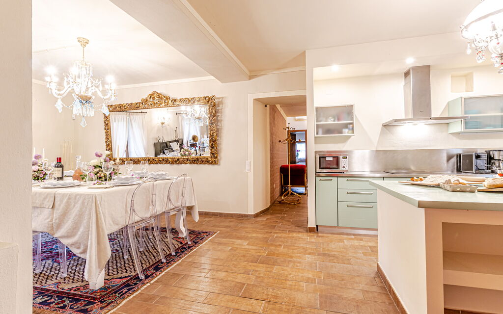 Villa la Cerbaina: Dining Room, Kitchen