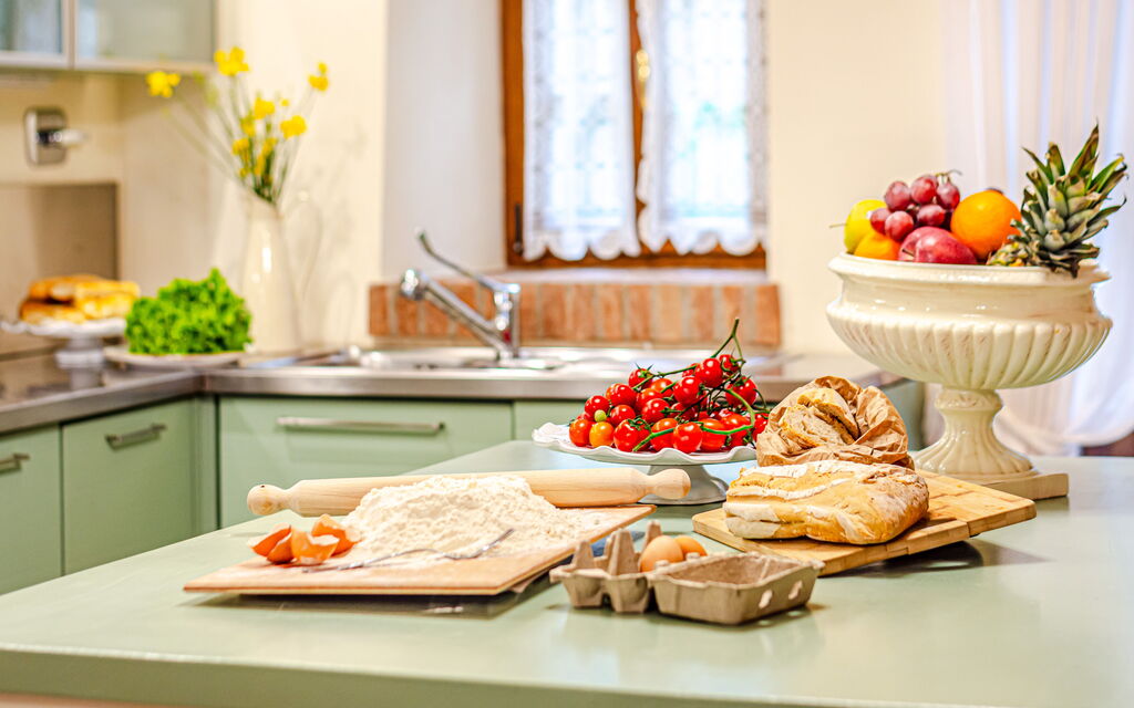 Villa la Cerbaina: Food, Kitchen