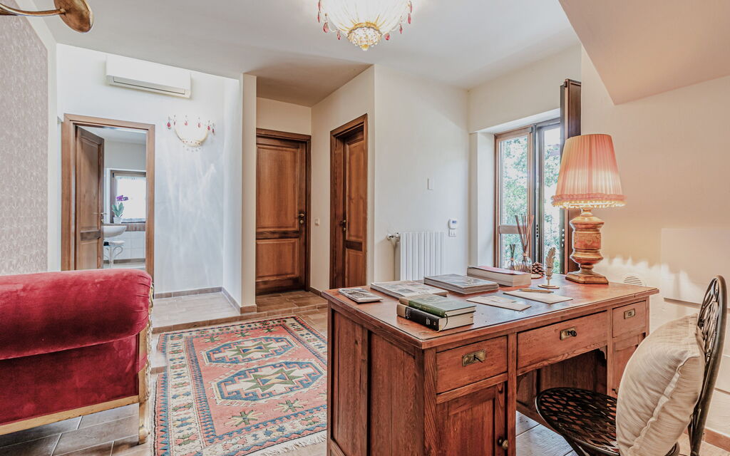 Villa la Cerbaina: Altra Stanza, Bagno, Entrata Principale