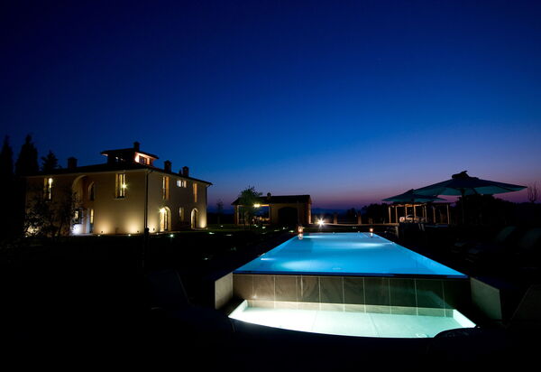 Villa Francesca: Esterni, Giardino, Piscina