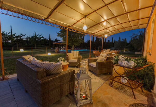 Villa Francesca: Balcone / Terrazza / Patio, Esterni, Giardino, Piscina