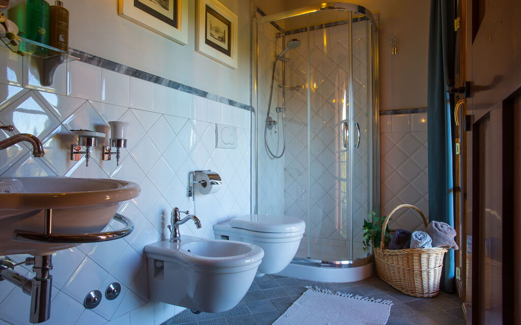 Villa Francesca: Bathroom