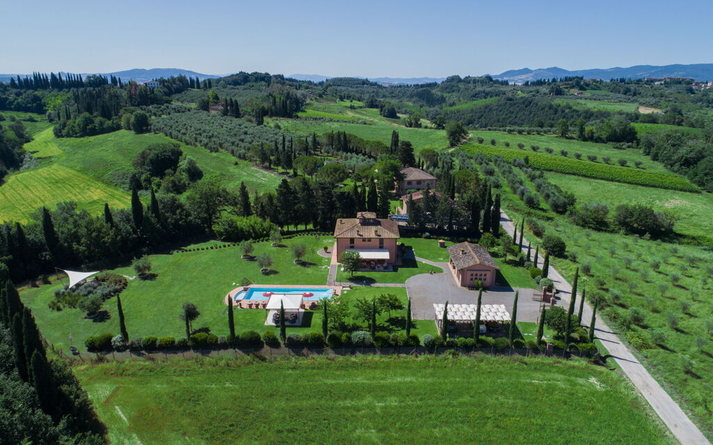 Villa Francesca: Building Exterior, Garden, Pool