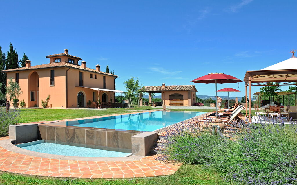 Villa Francesca: Building Exterior, Garden, Pool