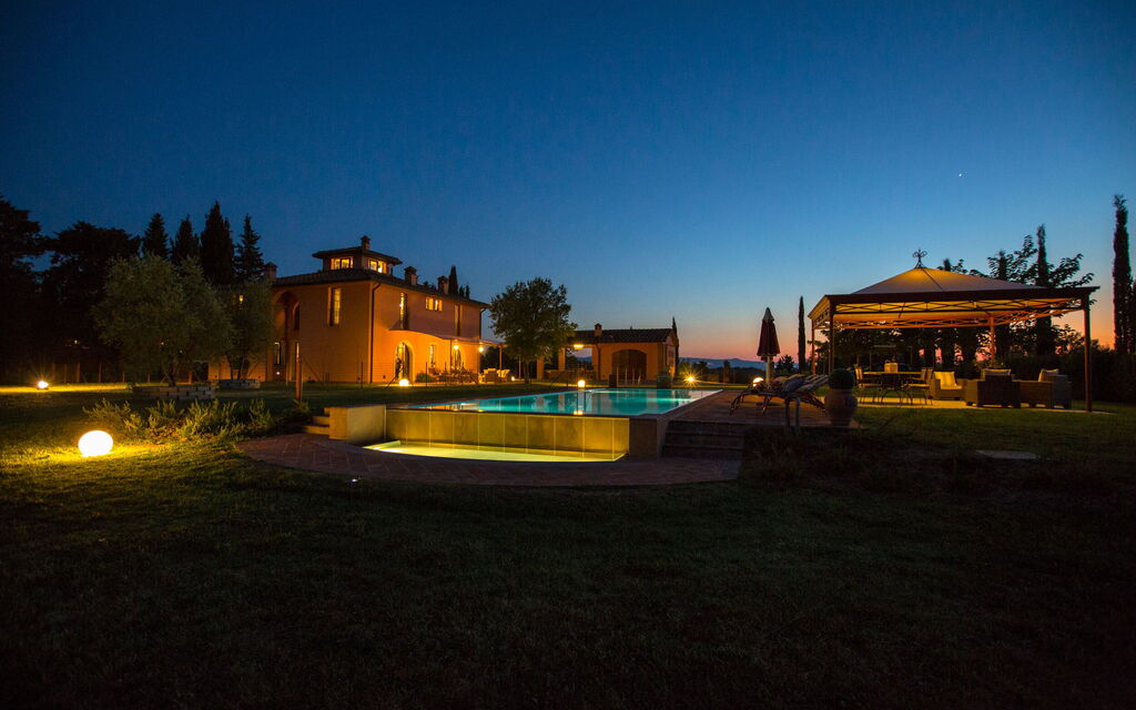 Villa Francesca: Building Exterior, Garden, Pool