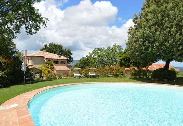 Agriturismo Bellavista, Private Pool, Val D'Orcia: Autumn, Pool, Spring, Summer