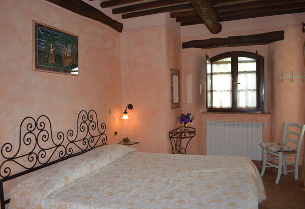 Agriturismo Bellavista, Private Pool, Val D'Orcia: Autumn, Bedroom, Spring, Summer
