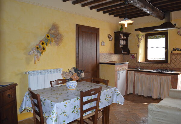Agriturismo Bellavista, Private Pool, Val D'Orcia: Autumn, Kitchen, Spring, Summer